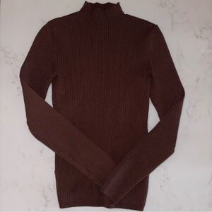Aritzia Babaton Rib-knit mock-neck longsleeve